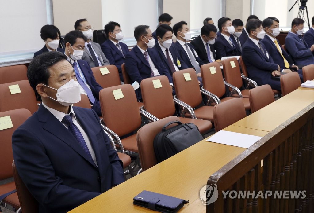행안위 전체회의 출석한 김순호
