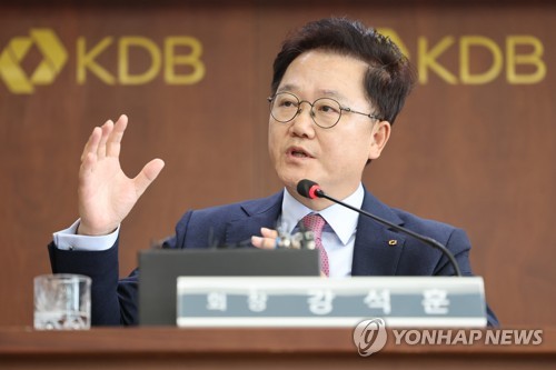 강석훈 산은 회장 "대한항공·아시아나 합병 무산 고려 안해"