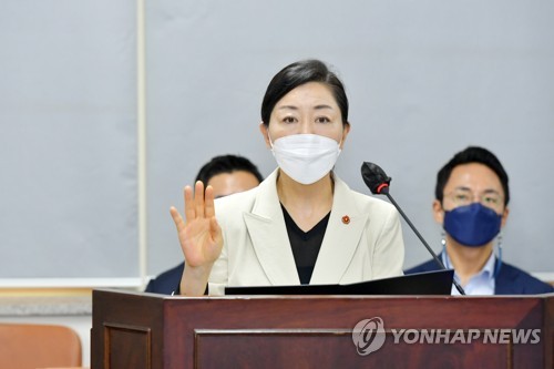 '제식구 감싸기?'…제주도의회, 이선화 ICC제주 후보자 '적격'