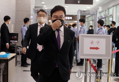 이스타항공 특정 지원자 탈락하자…인사담당에 "이 자식이" 폭언