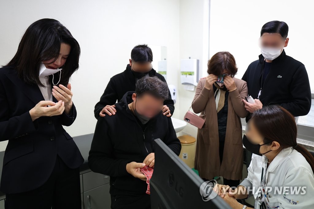 First lady meets with family of additional victim of Itaewon tragedy