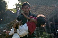 인니 지진 사망자 321명으로 늘어…도로유실에 이재민 지원 난항