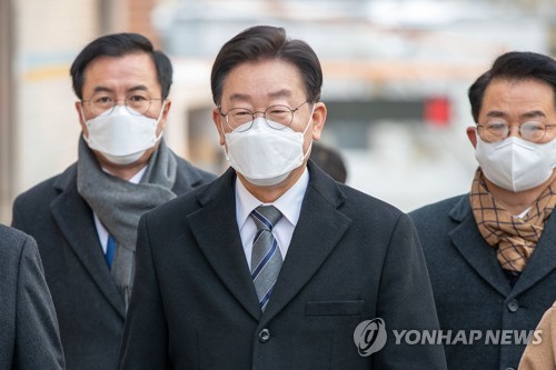 韓国最大野党代表「日本に低姿勢になるべきでない」　徴用問題の解決策巡り