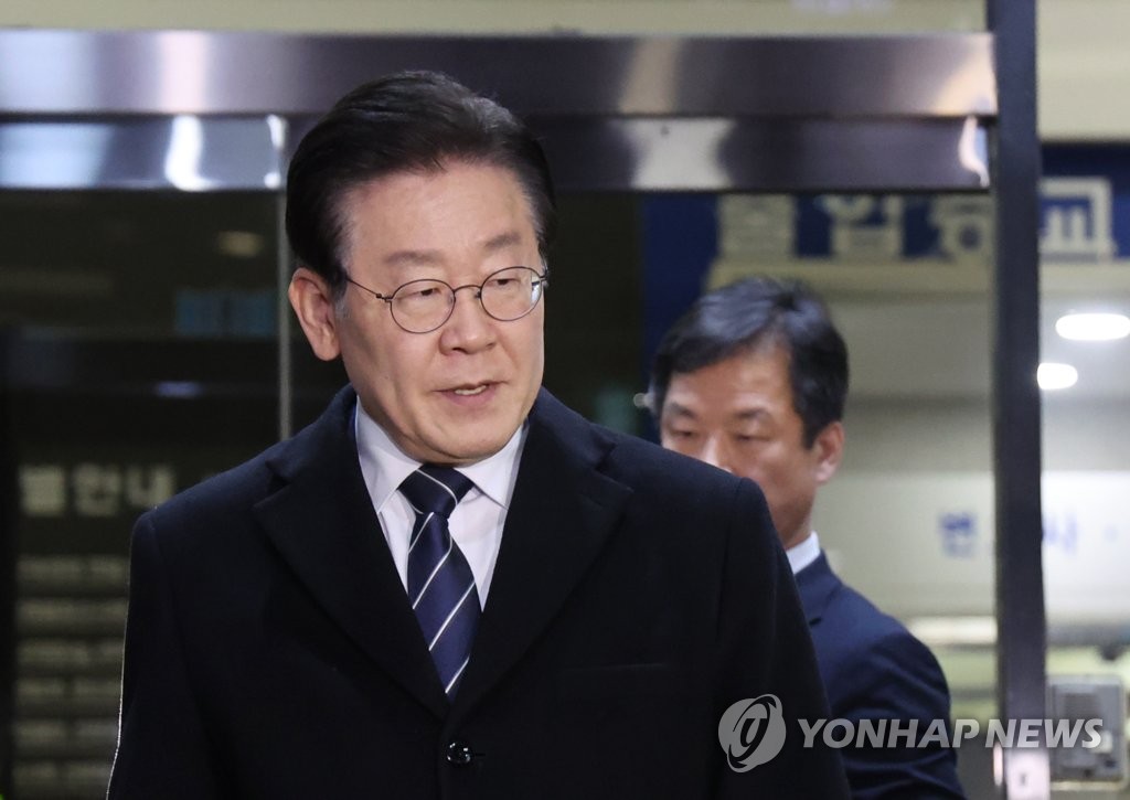 (LEAD) Un mandat d'arrêt requis contre le chef du PD, Lee Jae-myung