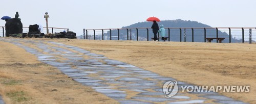 제주 오후까지 가끔 비…예상 강수량 10∼30㎜