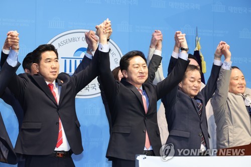 만세하는 김기현 당 대표 후보