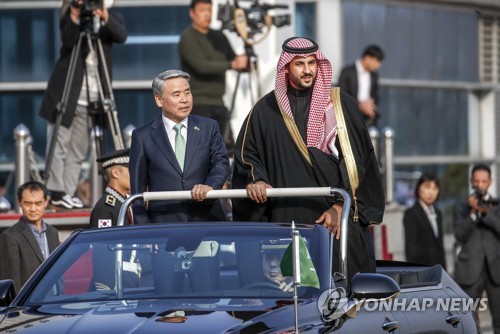 S. Korean, Saudi defense chiefs agree on regular ministerial dialogue on defense cooperation