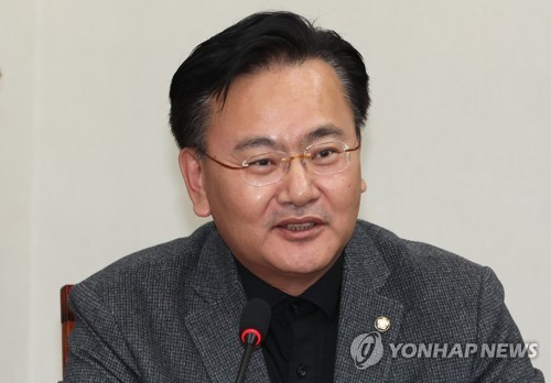 與 "민주 '쌍방울-친윤 법조 카르텔' 운운…소도 웃을 물타기"