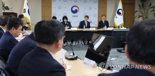 이주호 "글로컬대학 30개만 살리기 아냐…혁신 생태계 만들 것"