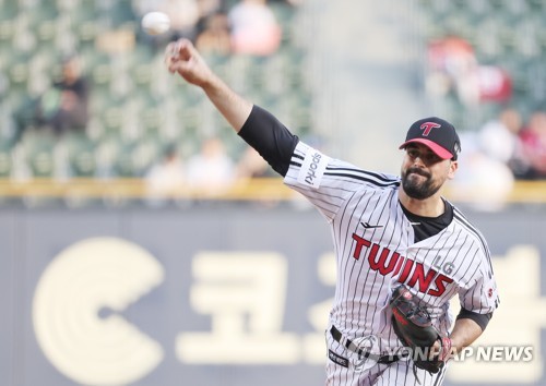 LG Twins clinch KBO pennant, advance to Korean Series - The Korea