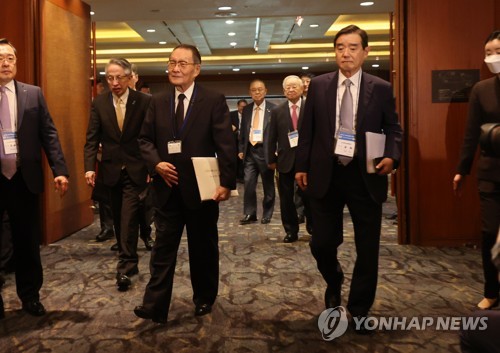 韓日経済人会議　４年ぶりの対面開催＝協力強化を確認