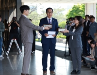 '전당대회 돈봉투 의혹' 무소속 이성만 의원 입장 표명