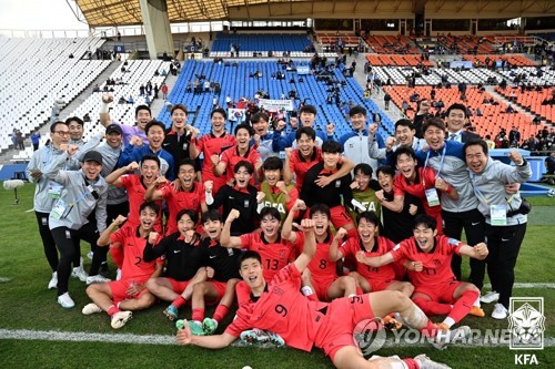 サッカーＵ２０Ｗ杯　韓国がフランス破り白星発進