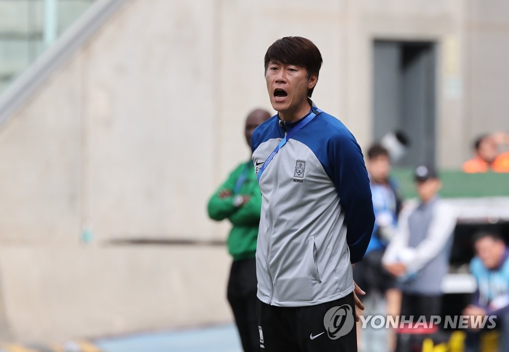 (جديد) مدرب المنتخب الكوري لكرة القدم تحت عشرين، يعبر عن امتنانه لمجهود الفريق خلال البطولة - 2