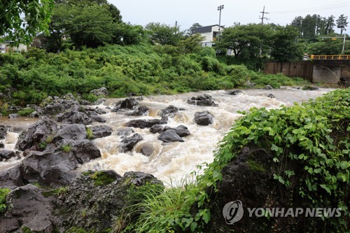 제주 호우특보 대부분 해제…한라산 삼각봉 이틀간 244㎜(종합)