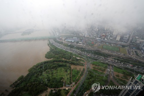 [속보] 서울 올림픽대로 가양대교∼동작대교 전면 통제