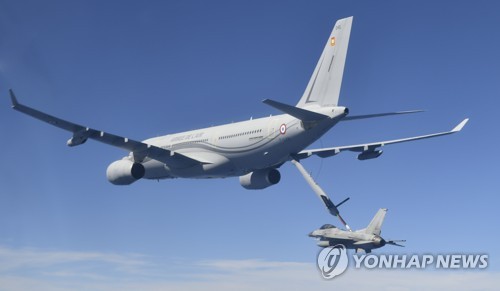 북, 한국과 첫 연합공중훈련 프랑스에 "자기집 문제나 신경써야"