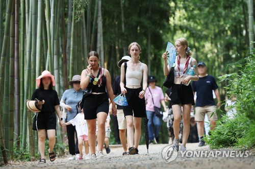 "이렇게 많은 대나무숲 처음" 죽녹원 찾은 독일 스카우트들