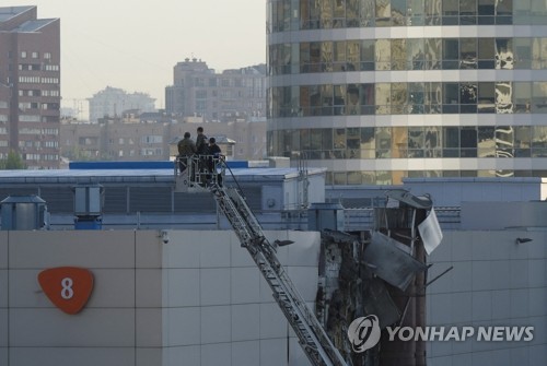 러 모스크바 및 서북부 군용비행장 등지에 드론 공습 잇따라
