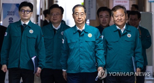 총리실 "의무경찰 재도입, 경찰 인력배치 조정 후 필요시 검토"