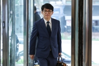이균용 아들 20세에 김앤장 인턴 근무…李 "관여 안해"