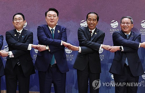 尹大統領「韓日中協力メカニズム再開へ日中と意思疎通」　ＡＳＥＡＮプラス３