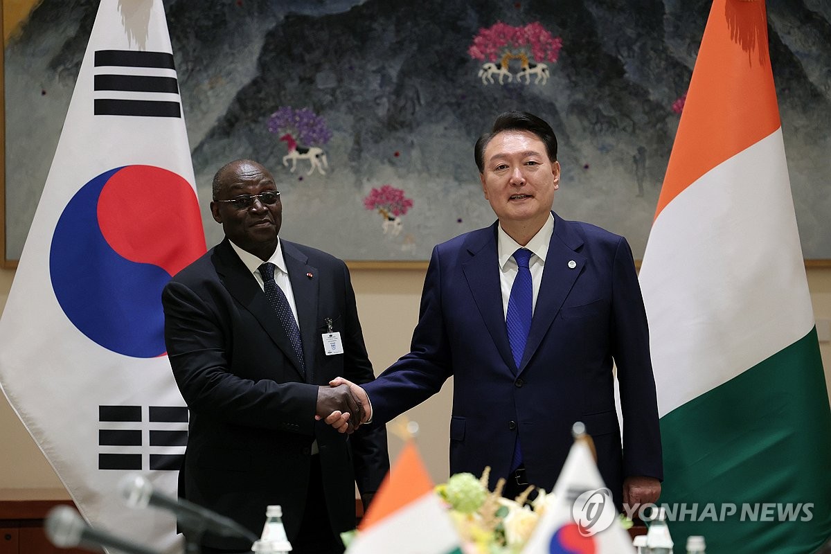 Yoon meets Ivory Coast vice president