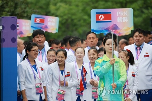 北朝鮮選手団が入村式