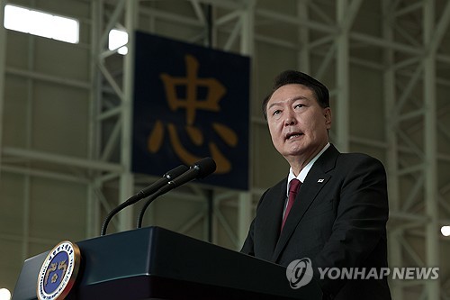 尹지지율, 1.8%p 내린 36%…국민의힘 36.2%, 민주당 47.6%[리얼미터]