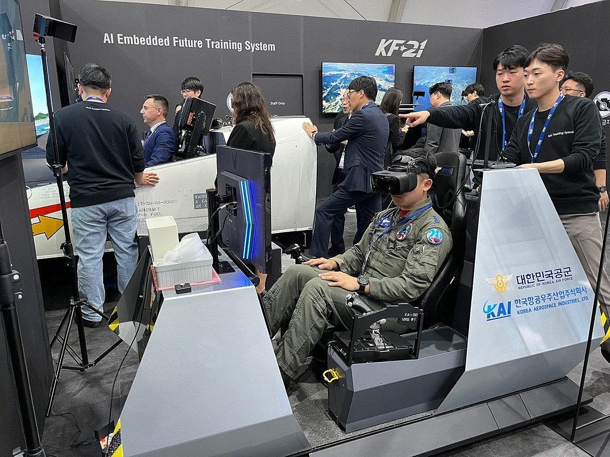 防空記念　 福岡市尚武會　福岡防空展覧会 無門会空手 (@fukuokamumonkaikarate) • Instagram photos and