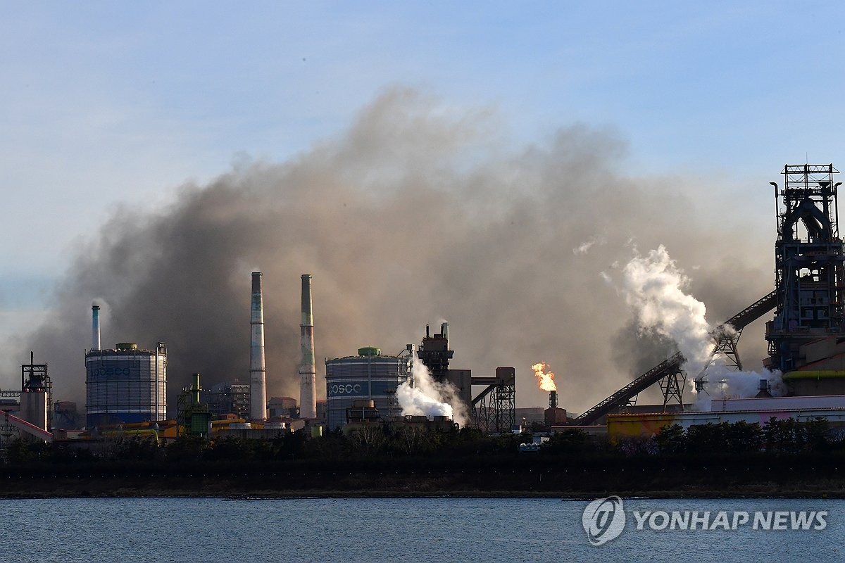 불 난 포스코 포항제철소 오전부터 용광로 재가동 | 연합뉴스