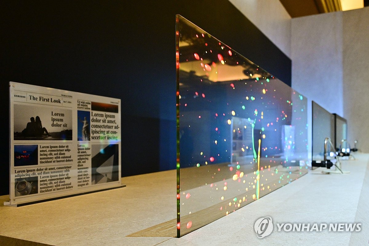 삼성전자, CES 2024서 '투명 마이크로 LED' 공개