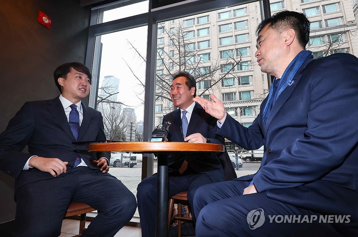 与野党の元代表が会合 聯合ニュース