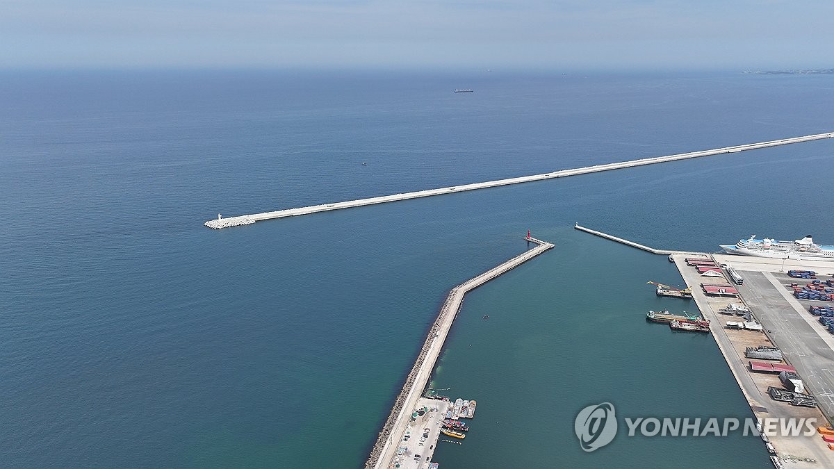 "영일만항을 북극항로 관문 항으로"…경북도, 확장 등 …