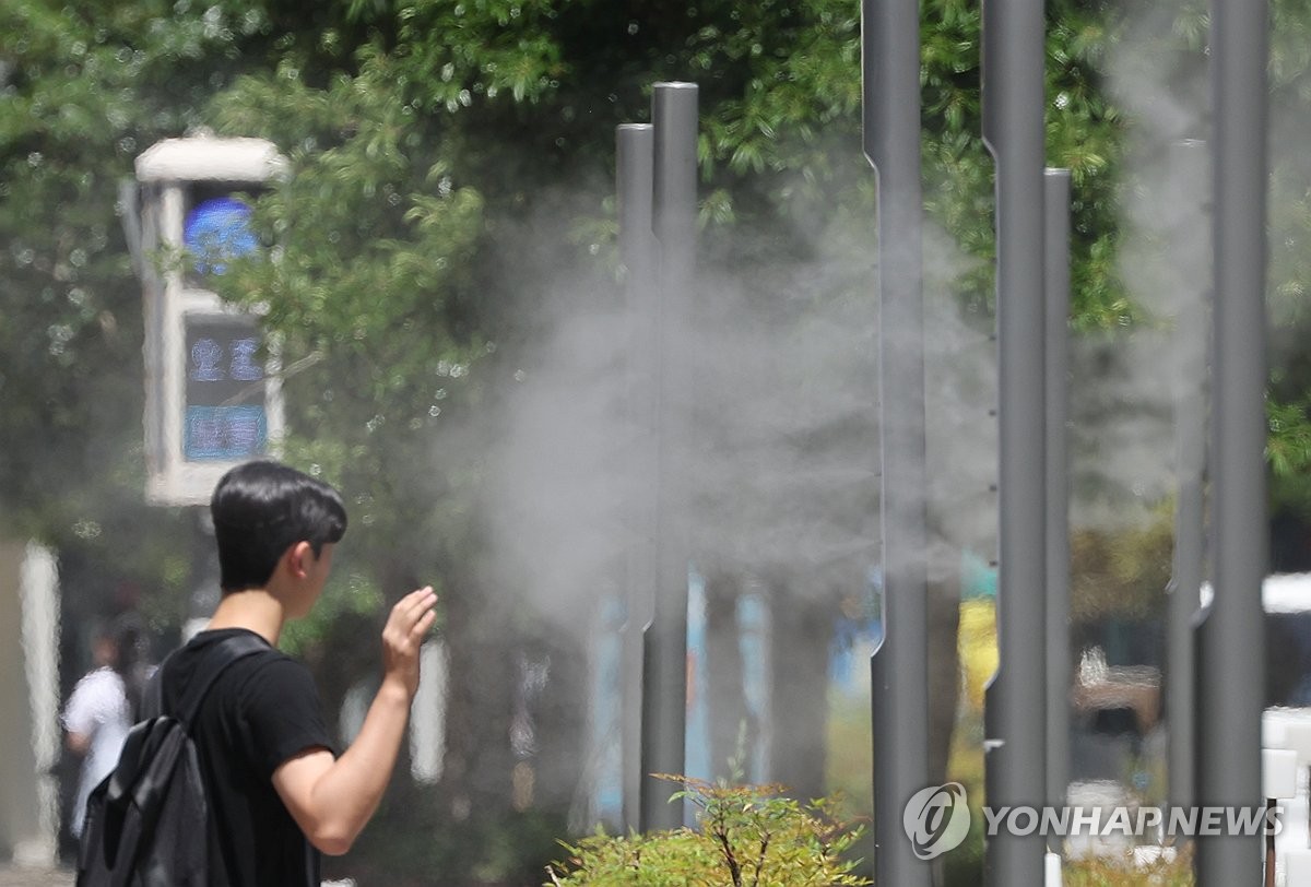 보양식·빙과에 휴게버스까지…산업현장 "폭염 피해 막아라…