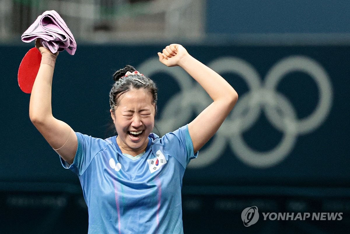 (2nd LD) (Olympics) Shin Yubin reaches women's singles semifinals in