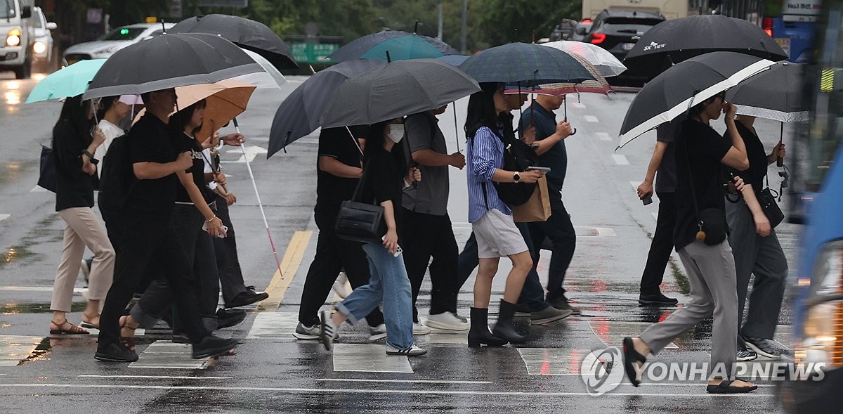 이 비가 그치면 폭염도...