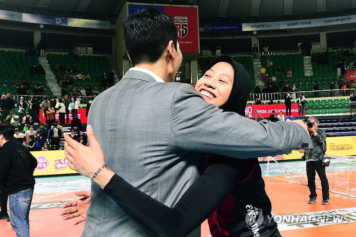 고희진 "메가왓티 잘했어"