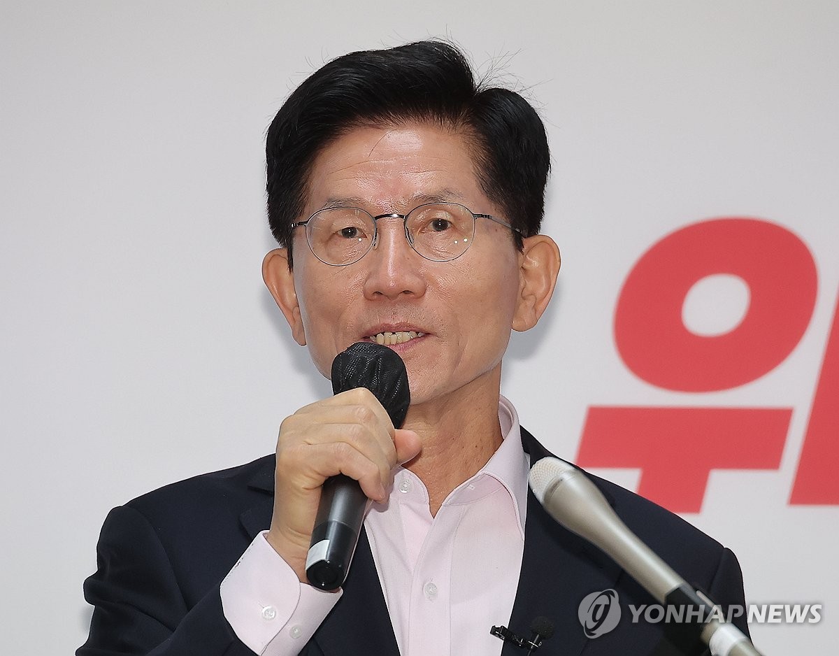 김문수 "국회의원 불체포 폐지…사전투표 대신 본투표 이틀"