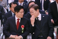 이재명 "4년 연임" 김문수 "4년 중임"…임기 단축엔 견해차