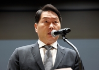 SK그룹 보안 강화 카드 꺼낸 최태원…15일 기점 사태 진정될까