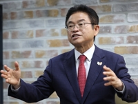 경찰 '보조금 의혹' 관련 이철우 경북도지사 출석 요청