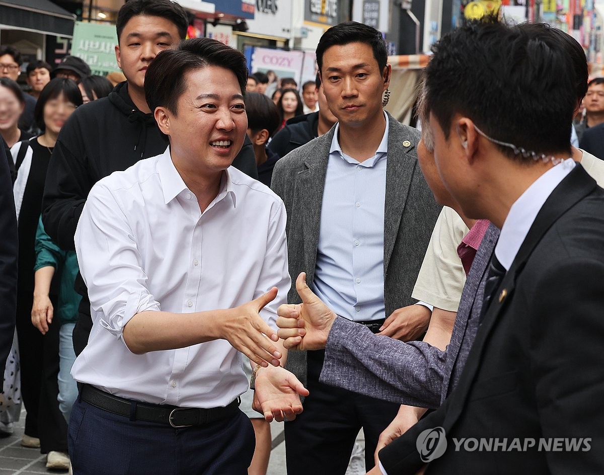 이준석 "이재명, 과거에 부정선거 신봉하고선…자진 사퇴하라"(종합)