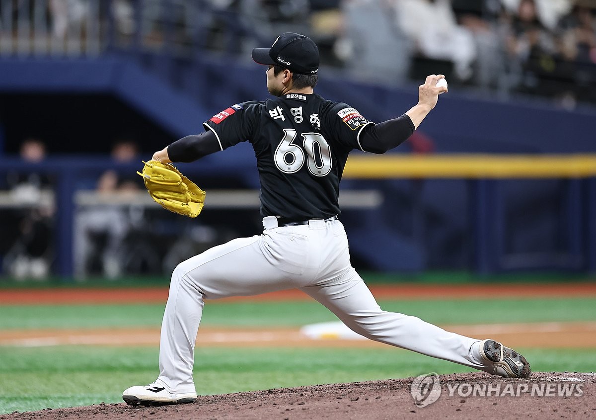 역투하는 박영현