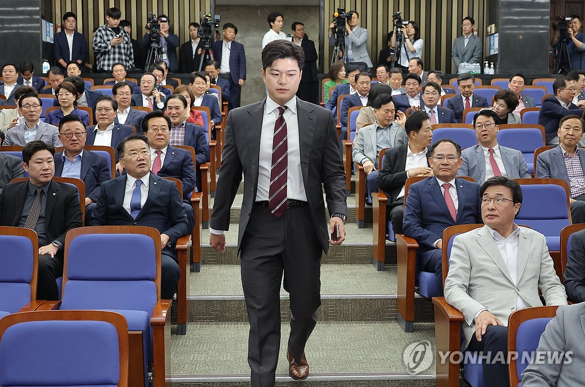 국민의힘 비대위원 일괄 사의…김용태는 입장 유보