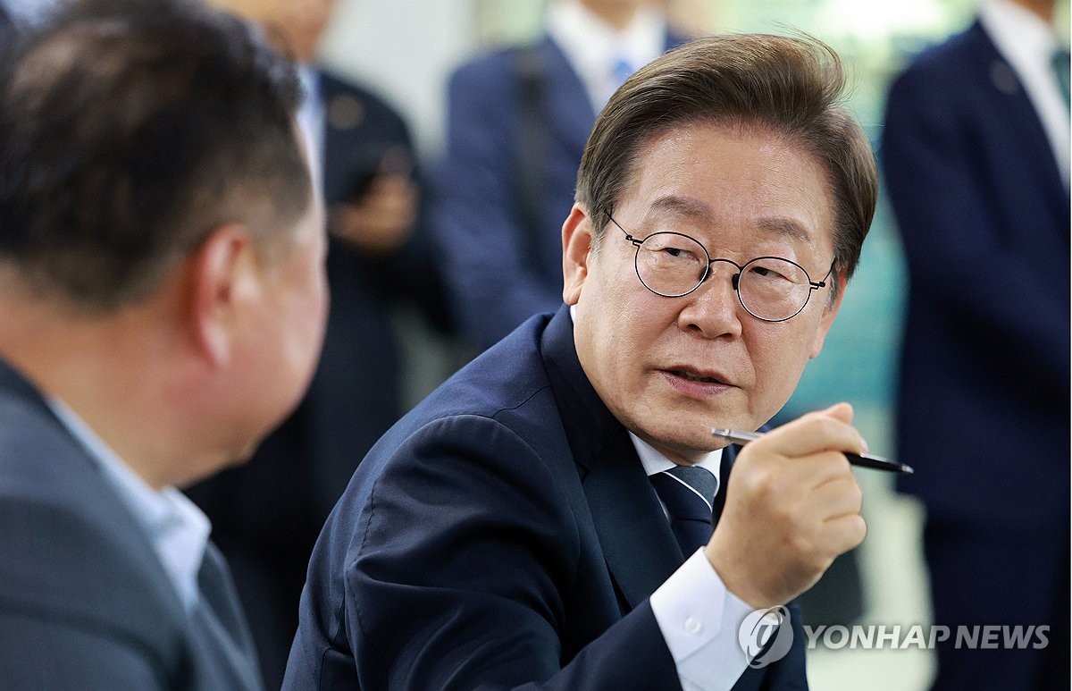 李대통령, 대북전단 살포 예방·사후 처벌 대책 지시