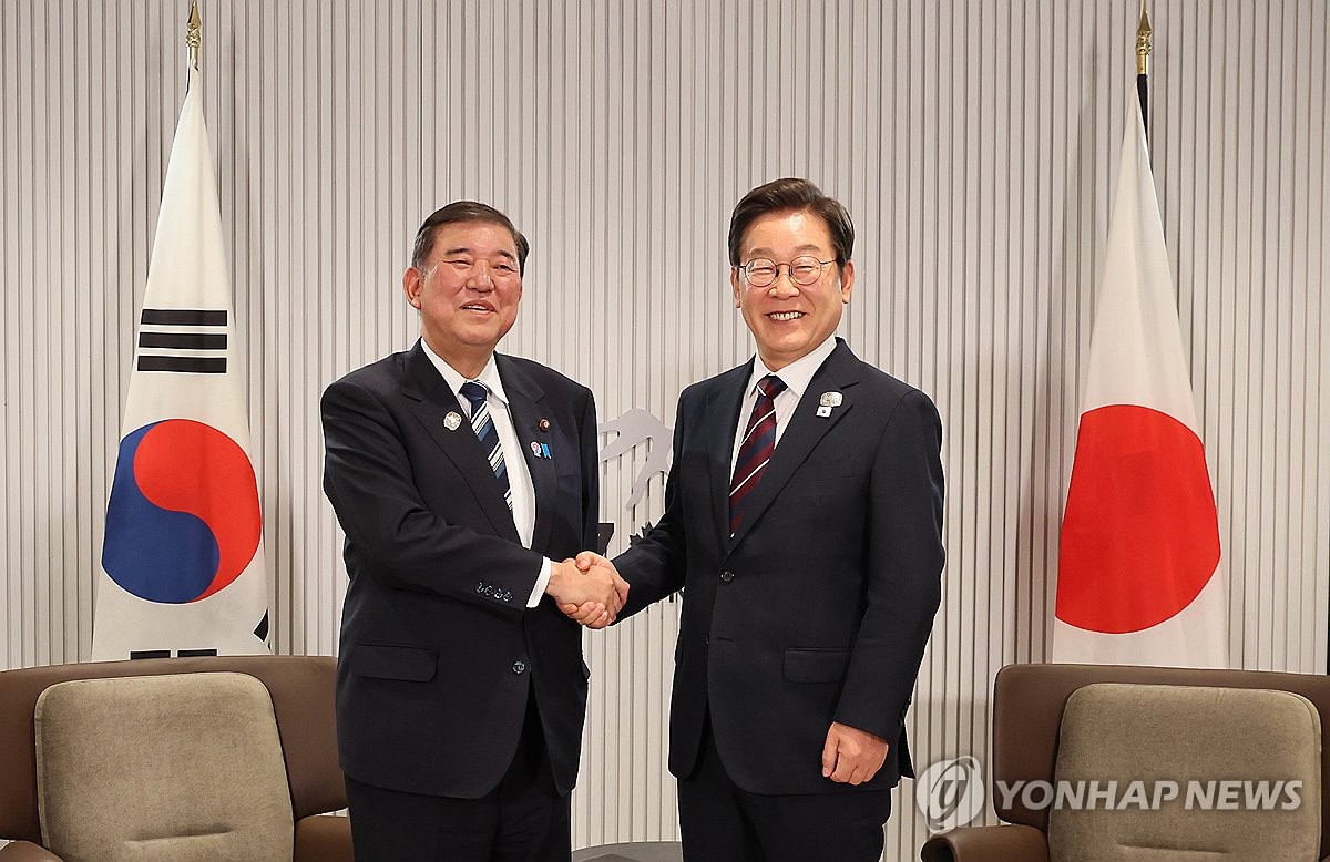 [속보] 한일정상 "한미일 공조 발전시켜 北문제 등 지정학적 위기대응"