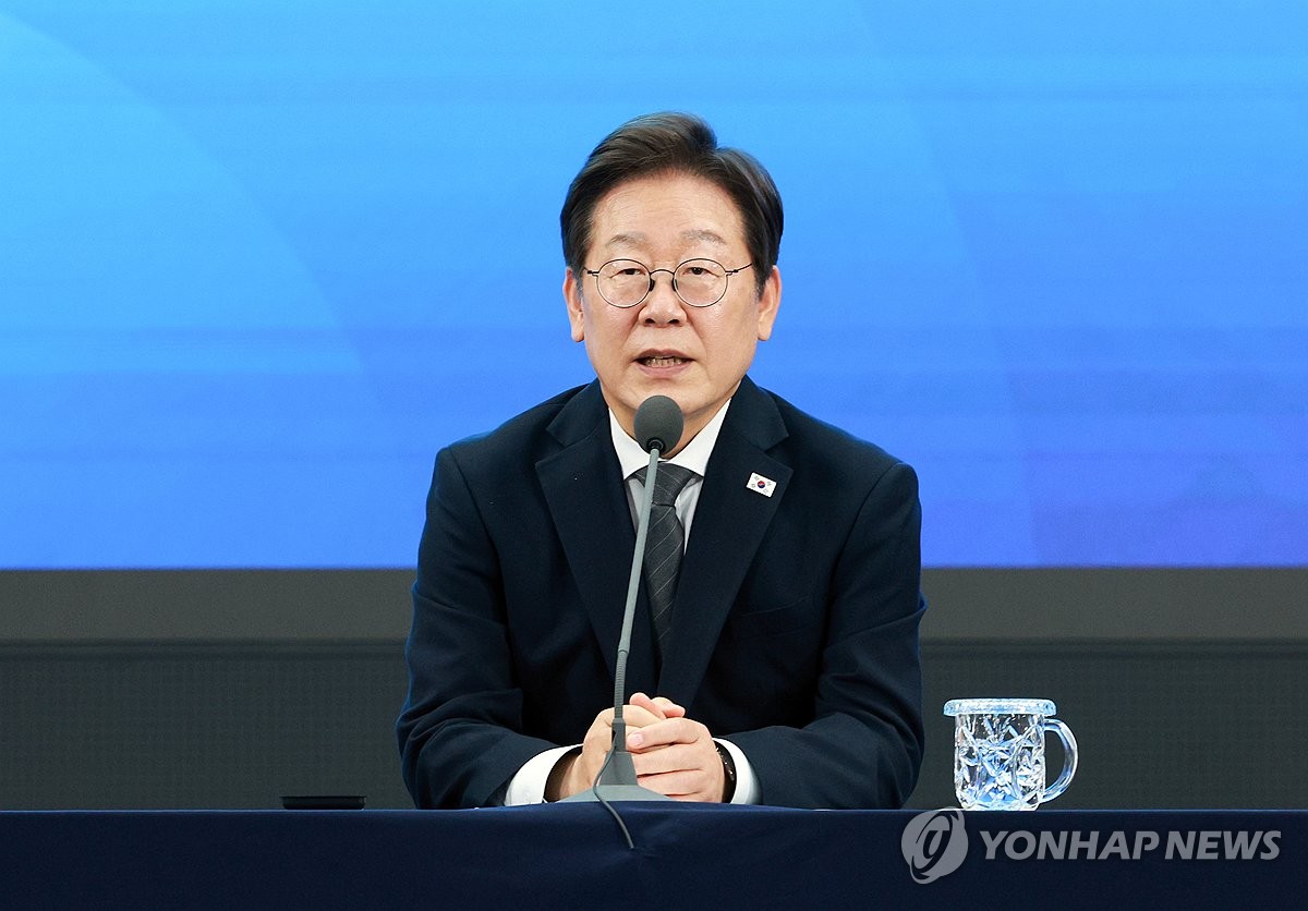 [속보] 李대통령 "지난 30일 치열하게 달려와…민생회…