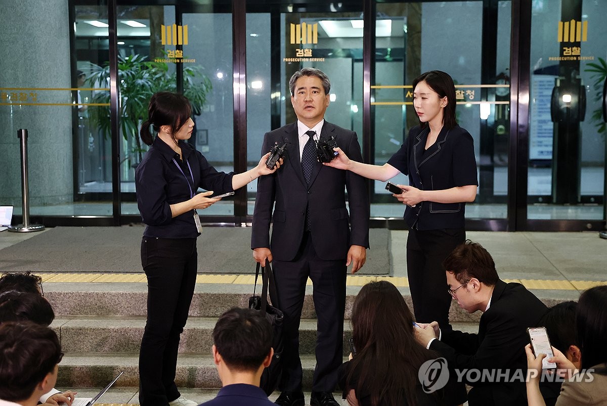 尹측 "아는대로 다 성실히 진술…적법한 소환엔 출석"