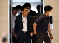 김건희특검, 오일록 삼부토건 대표 소환…우크라포럼 본부장
